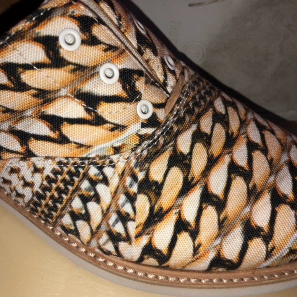 RARE****Thorocraft Mens Hampton (Gold)